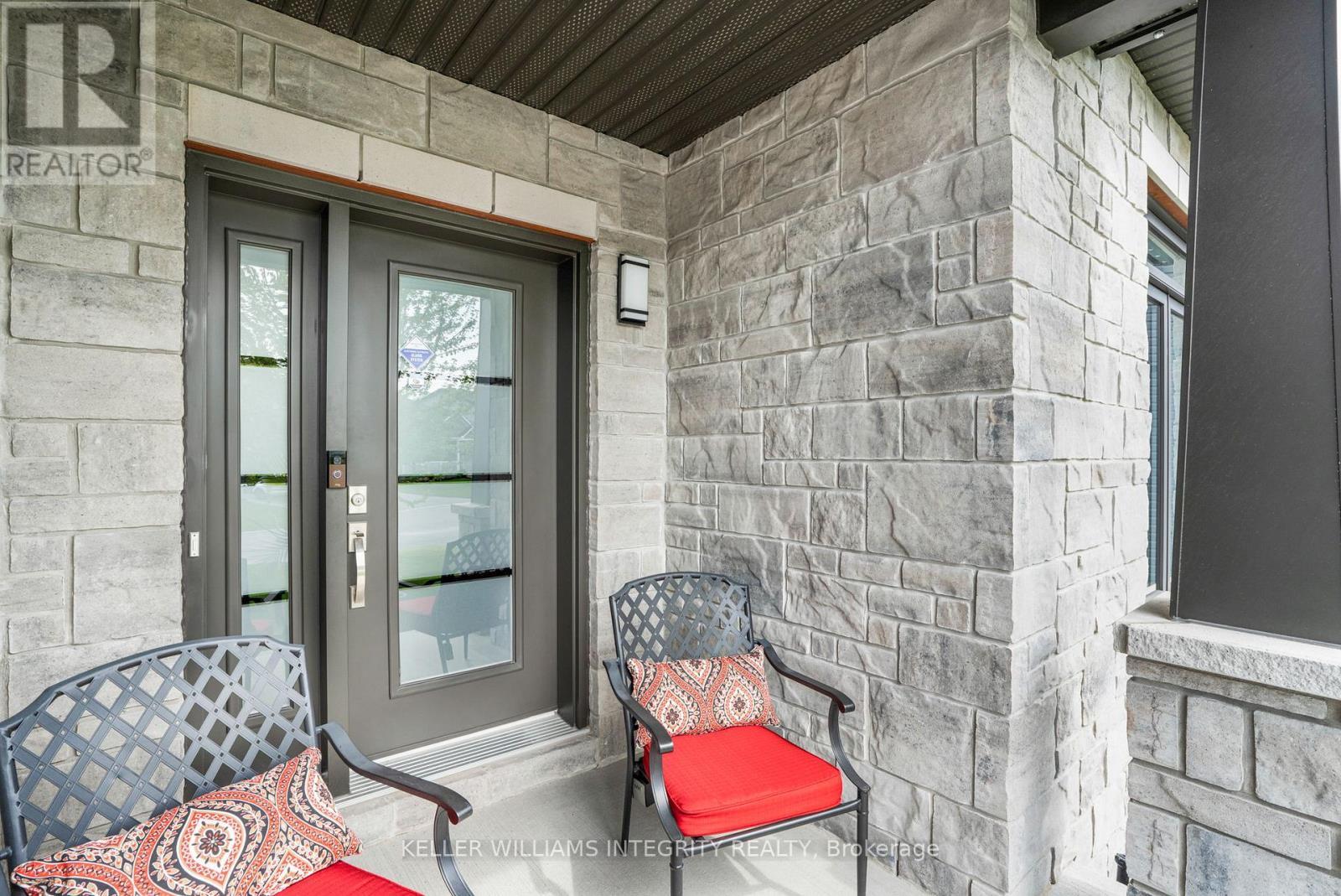 












42 GRANITE STREET

,
Clarence-Rockland,




Ontario
K4K0H8

