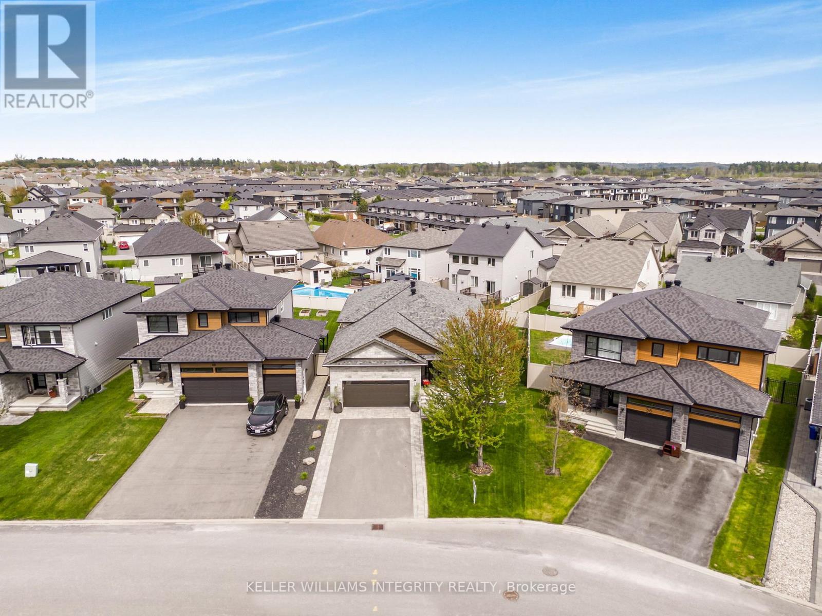 












42 GRANITE STREET

,
Clarence-Rockland,




Ontario
K4K0H8

