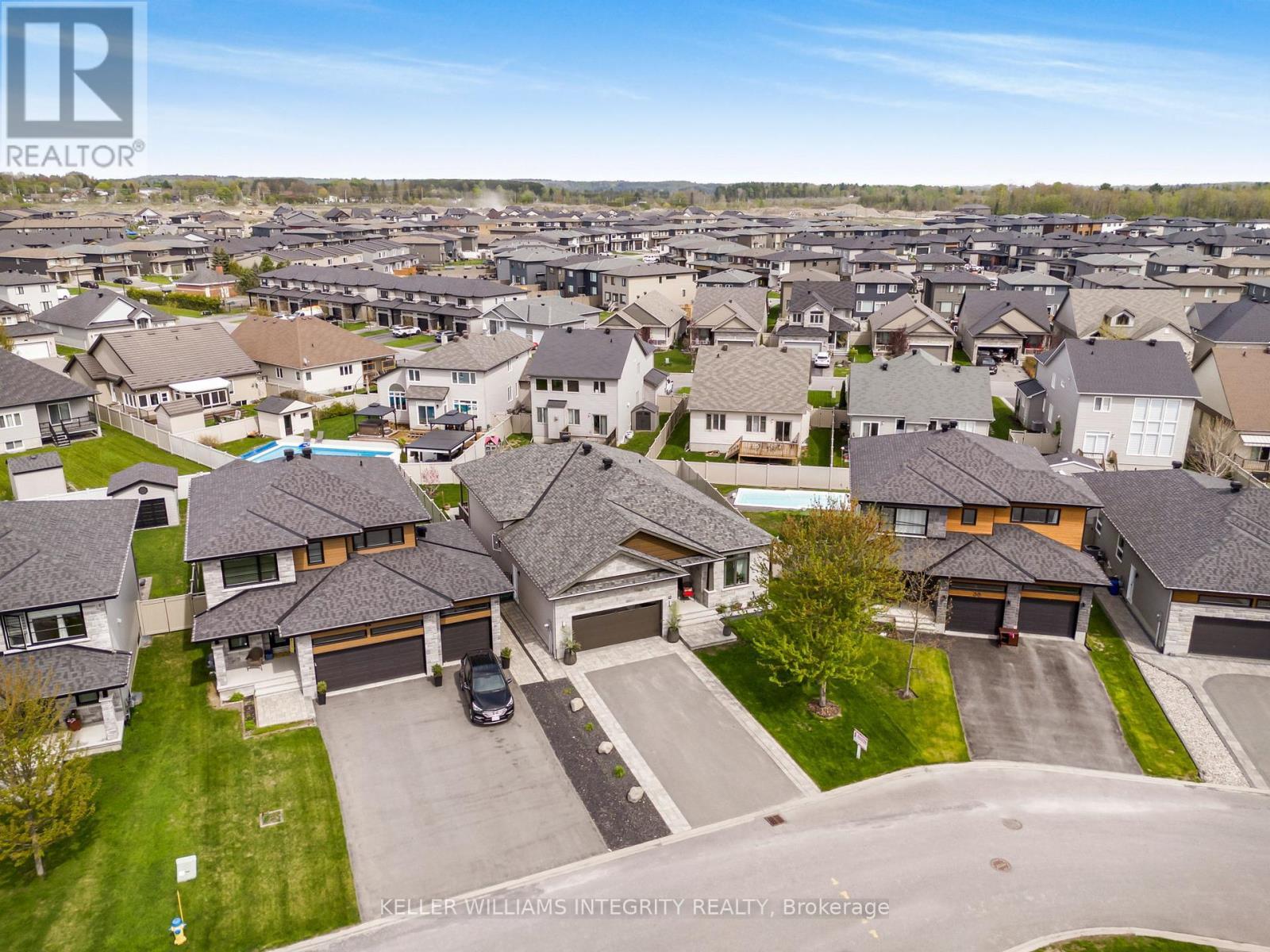 












42 GRANITE STREET

,
Clarence-Rockland,




Ontario
K4K0H8

