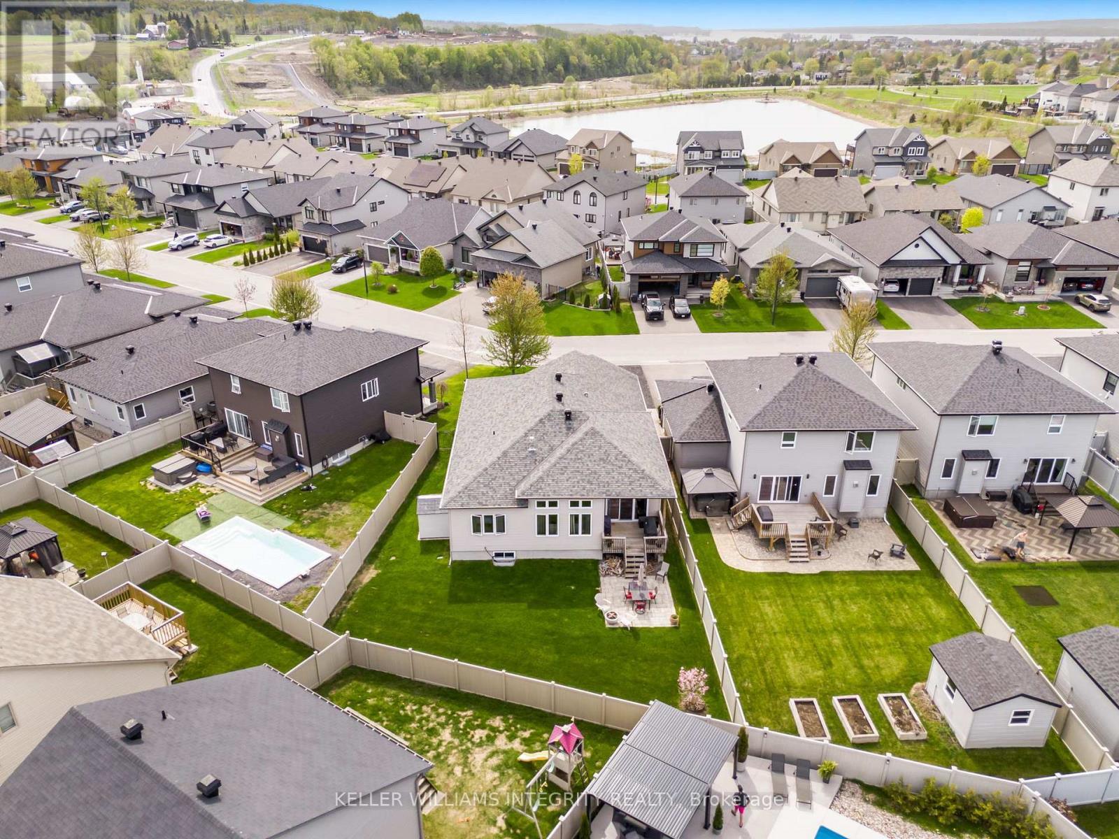 












42 GRANITE STREET

,
Clarence-Rockland,




Ontario
K4K0H8

