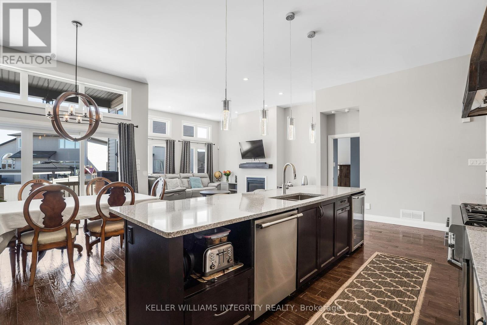 












42 GRANITE STREET

,
Clarence-Rockland,




Ontario
K4K0H8

