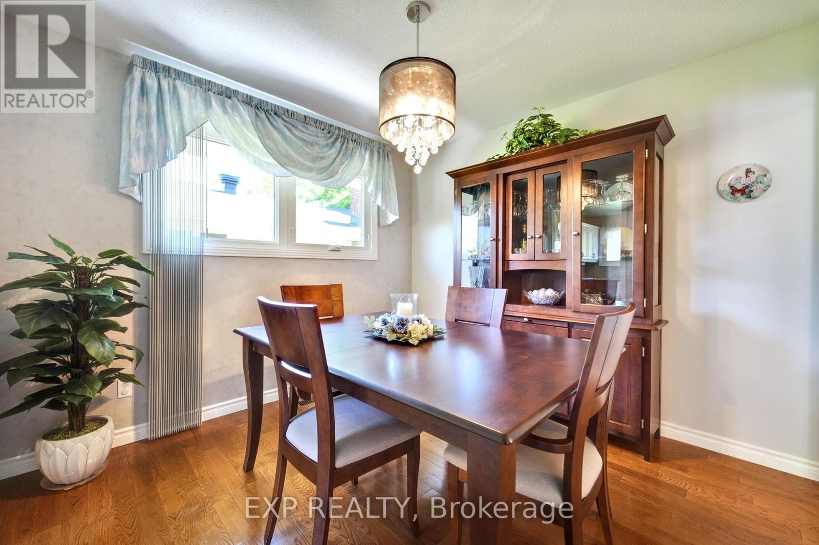 












3459 SOUTHGATE ROAD

,
Ottawa,




Ontario
K1V7Y5

