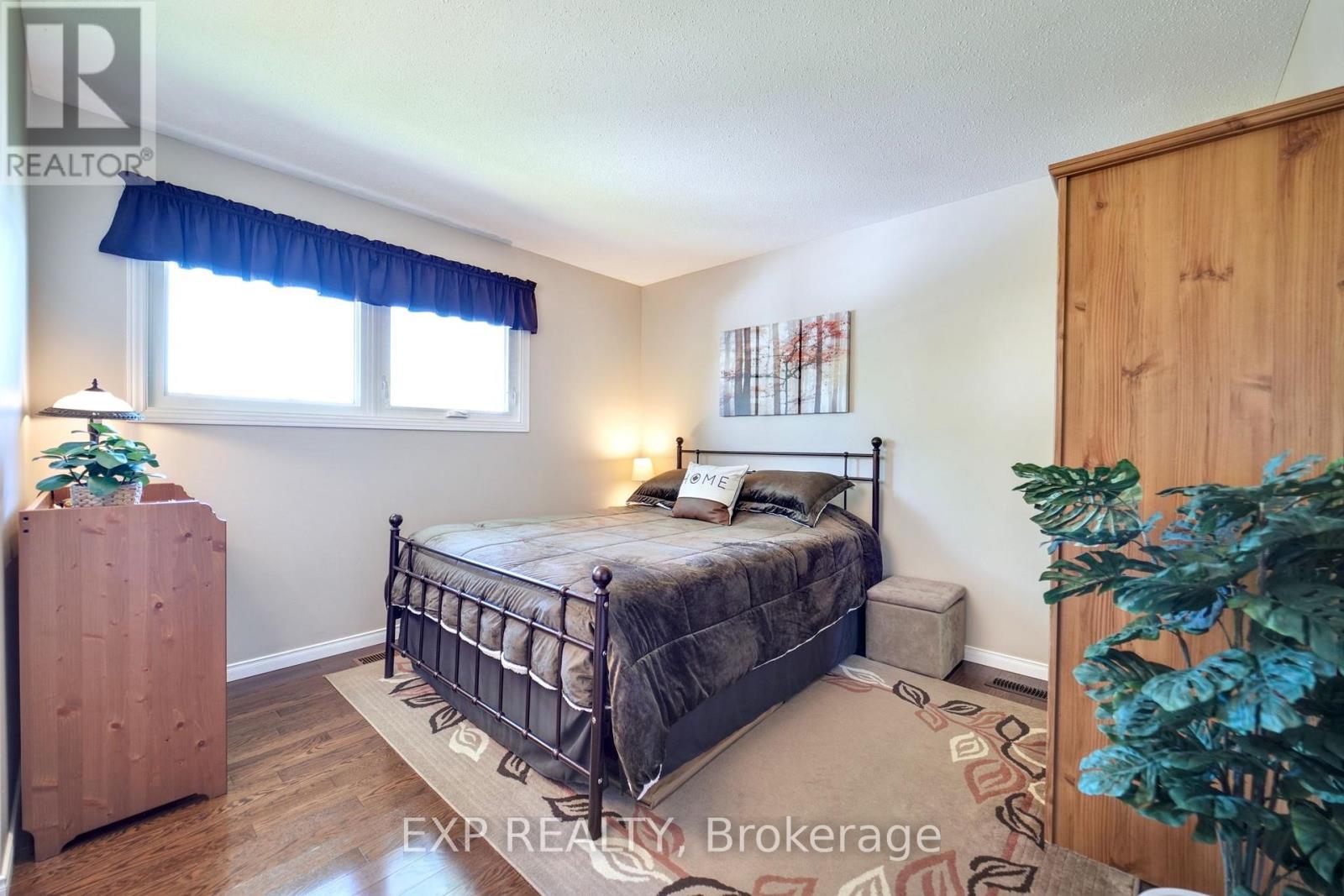 












3459 SOUTHGATE ROAD

,
Ottawa,




Ontario
K1V7Y5

