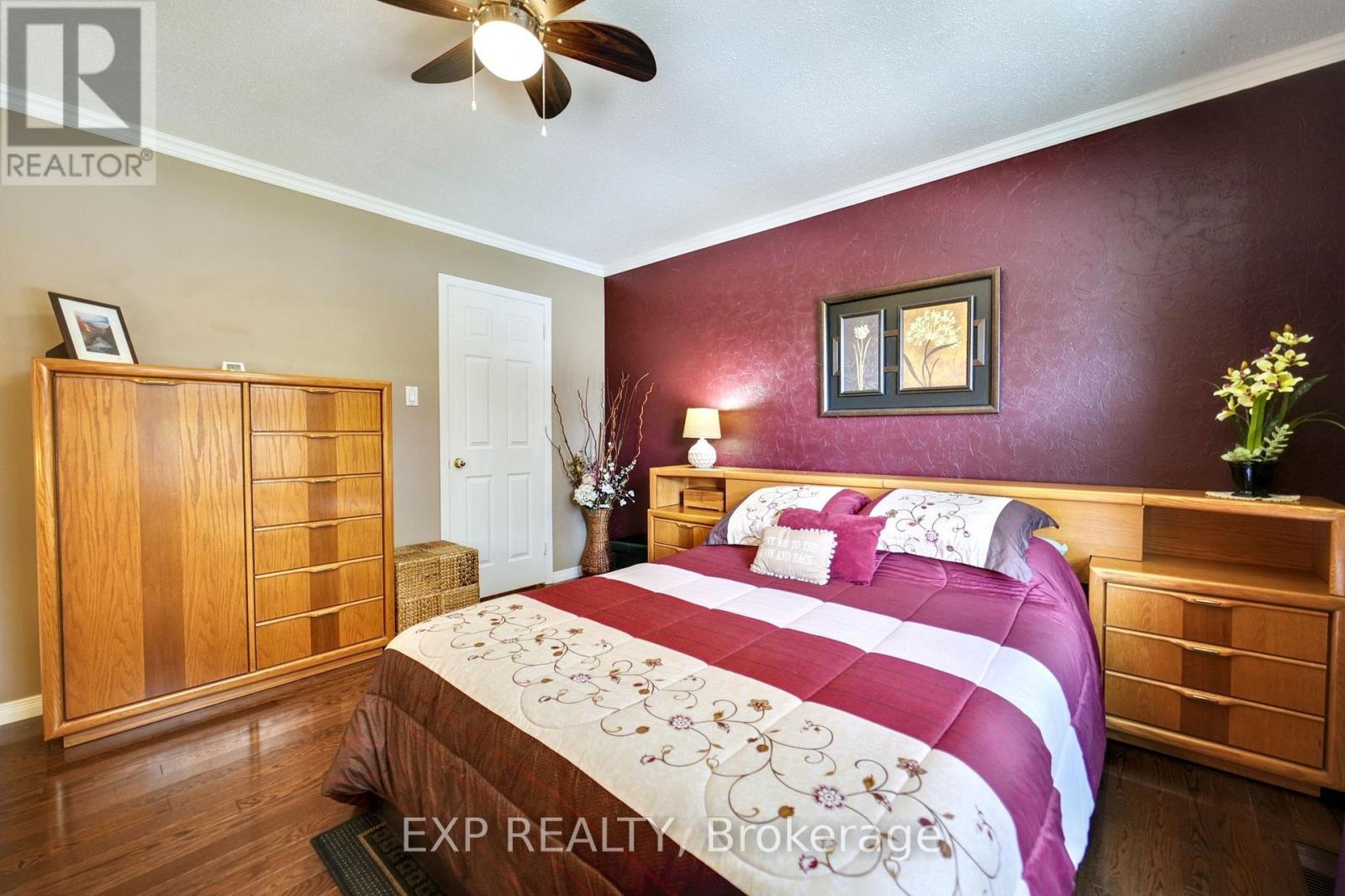 












3459 SOUTHGATE ROAD

,
Ottawa,




Ontario
K1V7Y5

