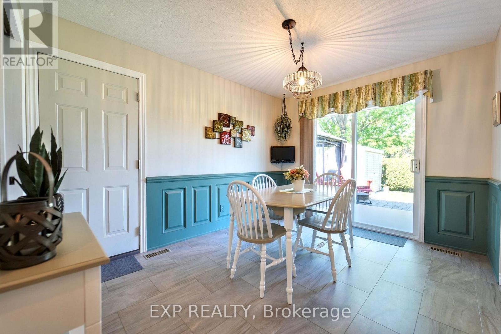 












3459 SOUTHGATE ROAD

,
Ottawa,




Ontario
K1V7Y5


