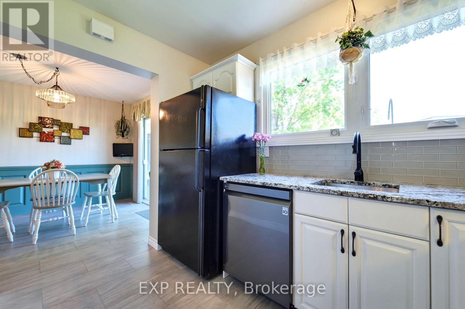 












3459 SOUTHGATE ROAD

,
Ottawa,




Ontario
K1V7Y5

