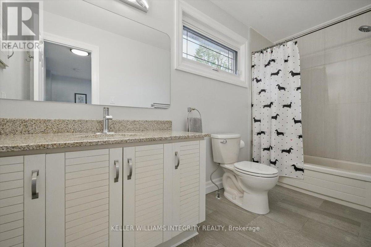 












576 PRINCESS LOUISE DRIVE

,
Ottawa,




Ontario
K4A1Z1

