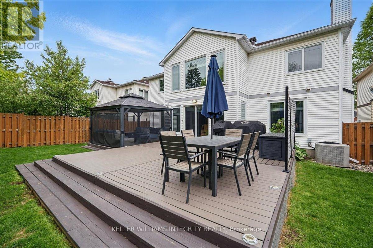 












576 PRINCESS LOUISE DRIVE

,
Ottawa,




Ontario
K4A1Z1

