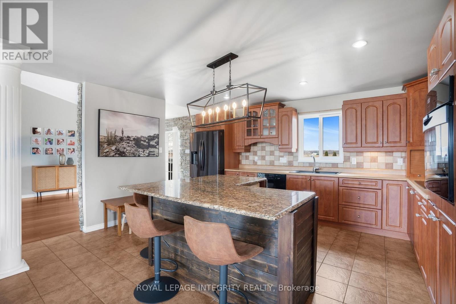 












2864 PRINCIPALE STREET

,
Alfred and Plantagenet,




Ontario
K0A3K0

