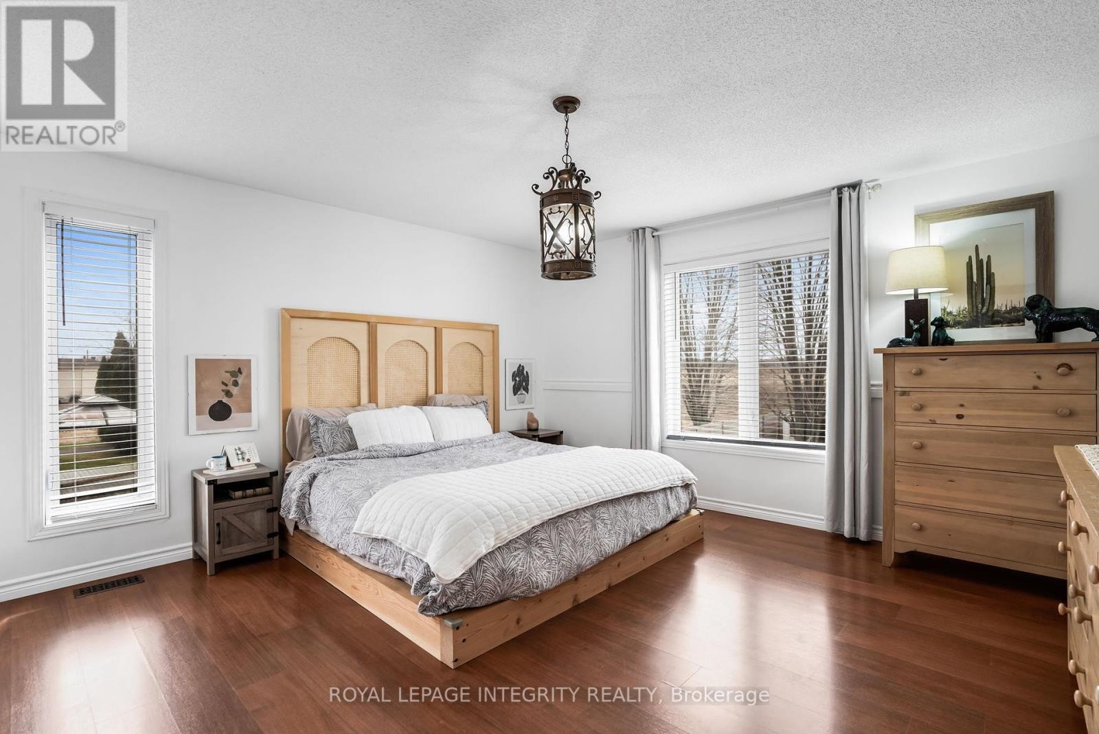 












2864 PRINCIPALE STREET

,
Alfred and Plantagenet,




Ontario
K0A3K0


