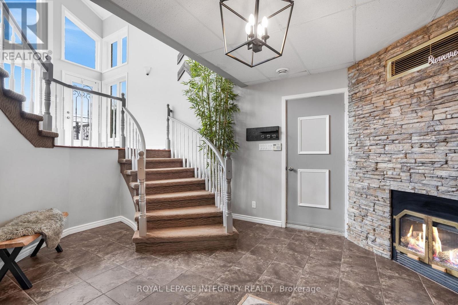 












2864 PRINCIPALE STREET

,
Alfred and Plantagenet,




Ontario
K0A3K0


