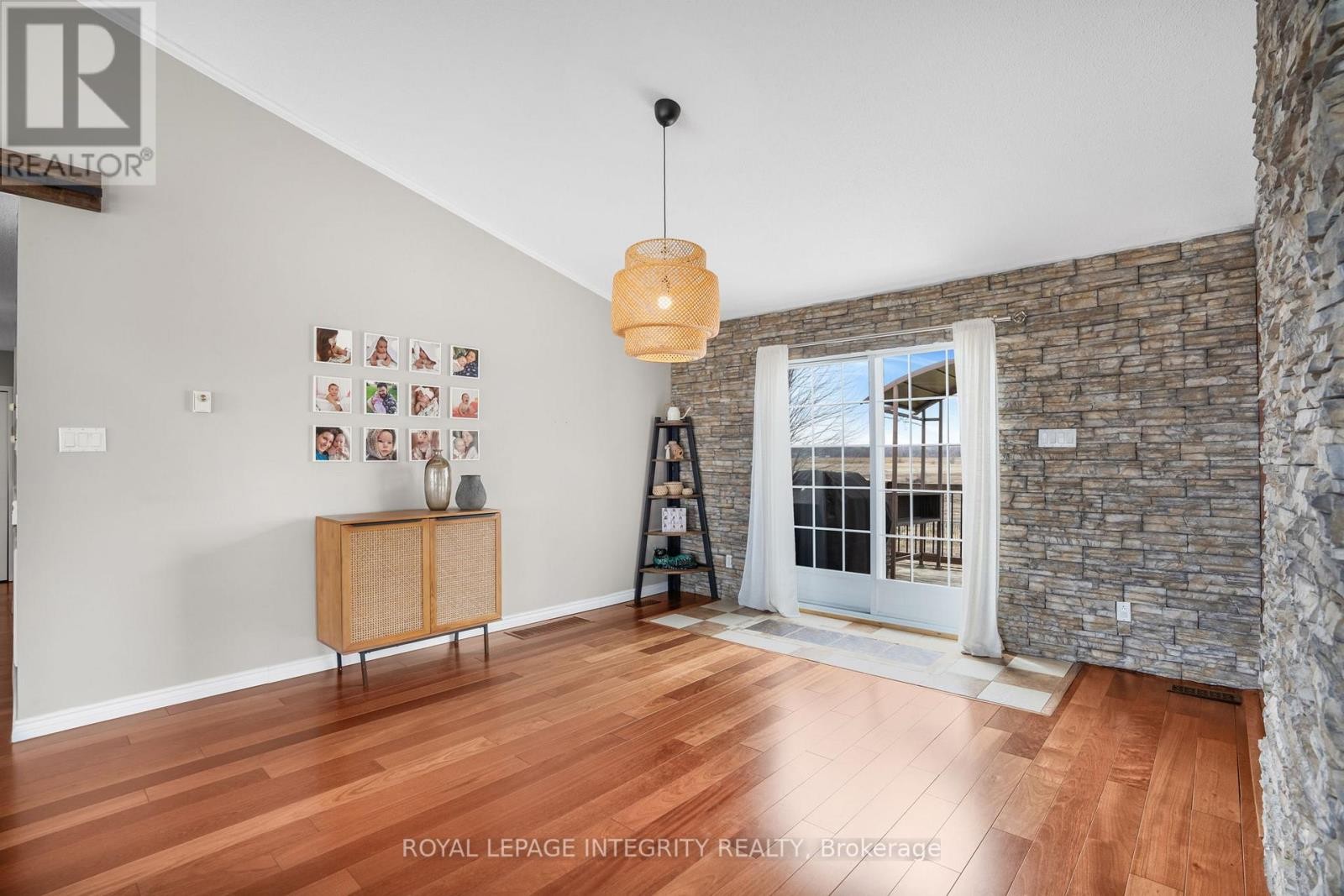 












2864 PRINCIPALE STREET

,
Alfred and Plantagenet,




Ontario
K0A3K0

