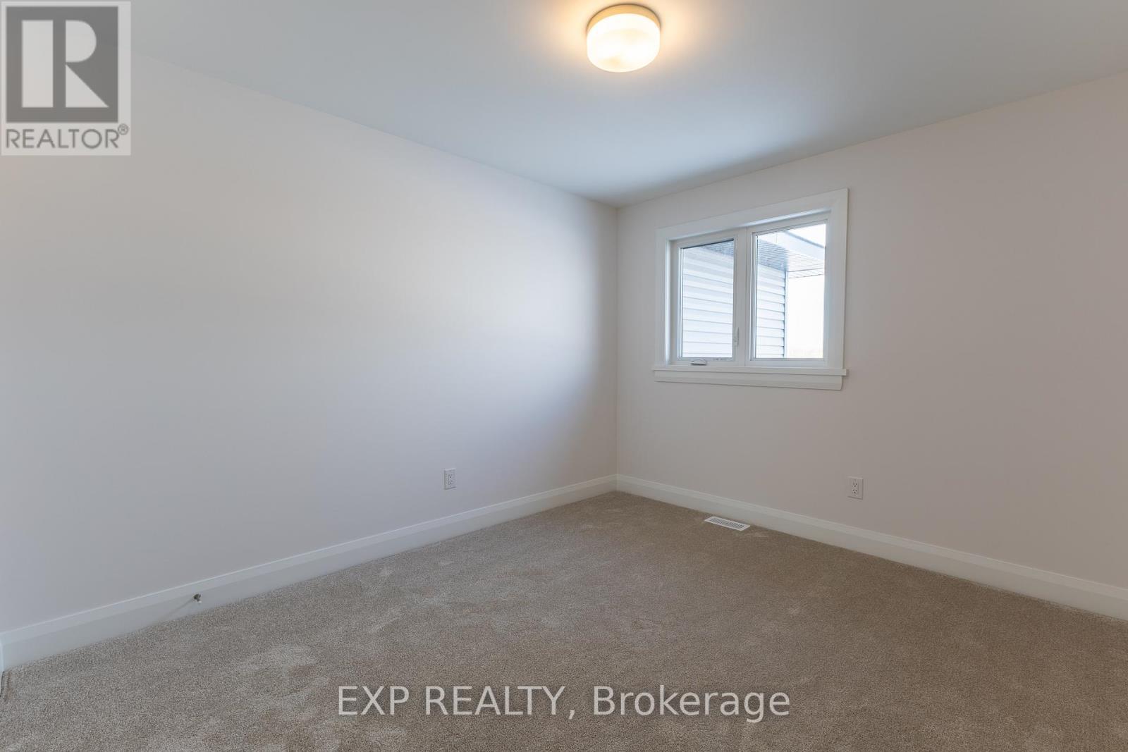 












167 CRAIG DUNCAN TERRACE

,
Ottawa,




Ontario
K2S3C6

