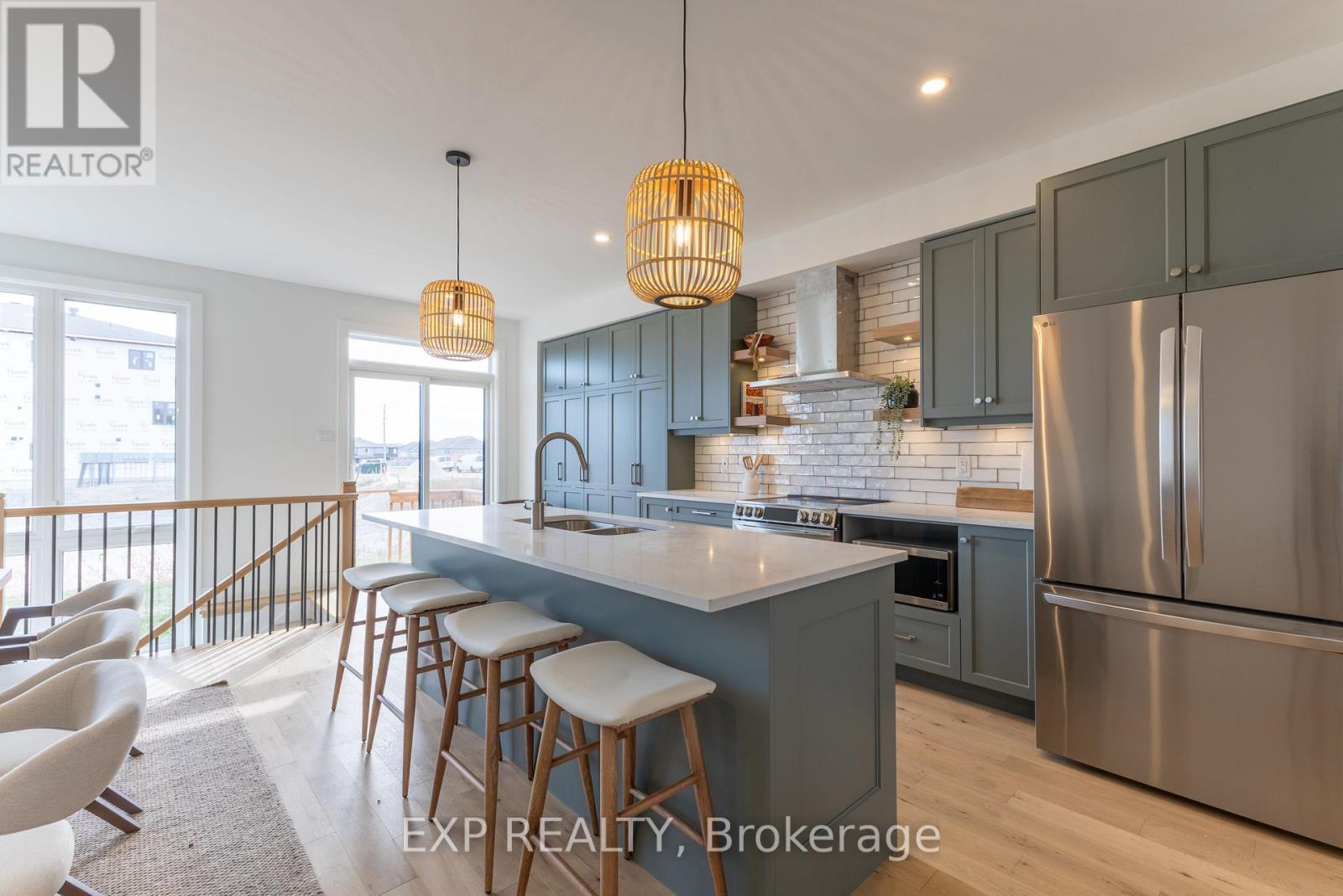 












169 CRAIG DUNCAN TERRACE

,
Ottawa,




Ontario
K2S3C6

