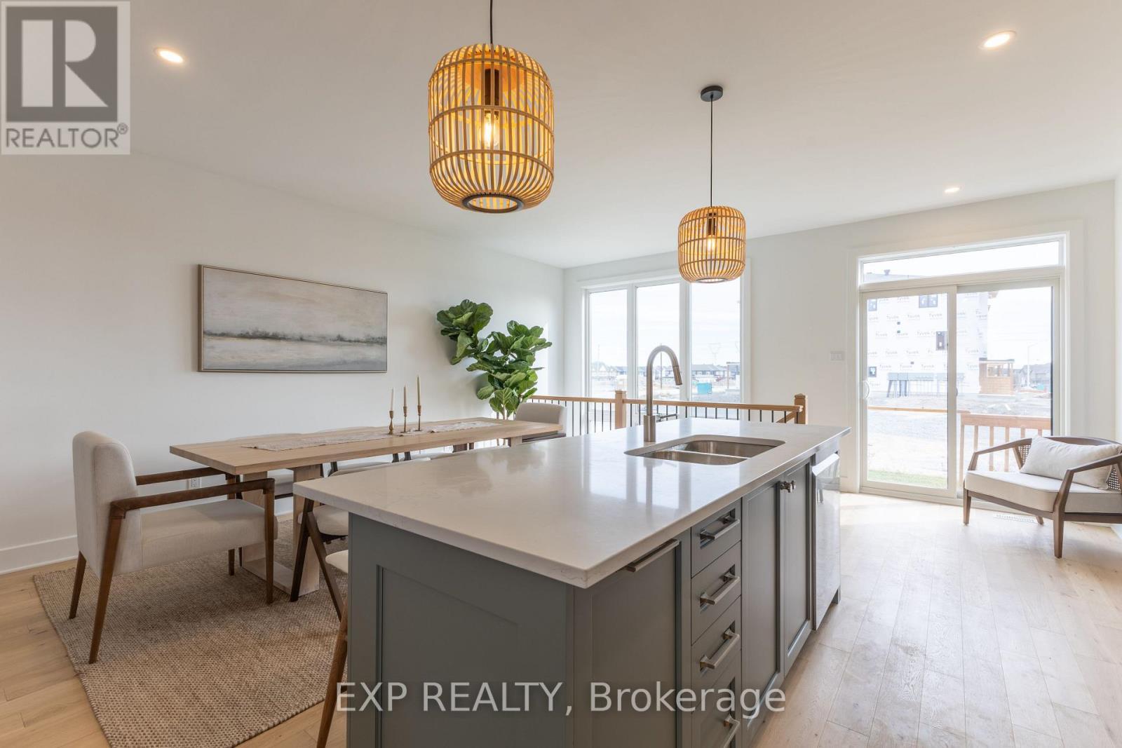 












169 CRAIG DUNCAN TERRACE

,
Ottawa,




Ontario
K2S3C6

