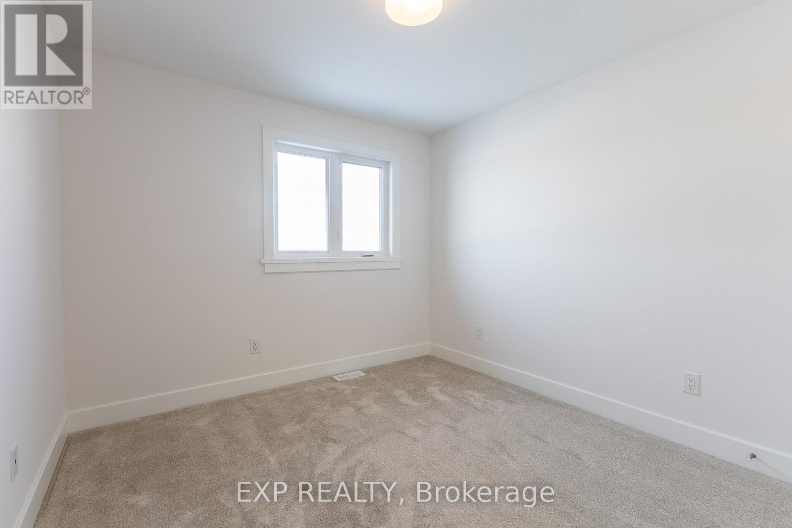 












175 CRAIG DUNCAN TERRACE

,
Ottawa,




Ontario
K2S3C4

