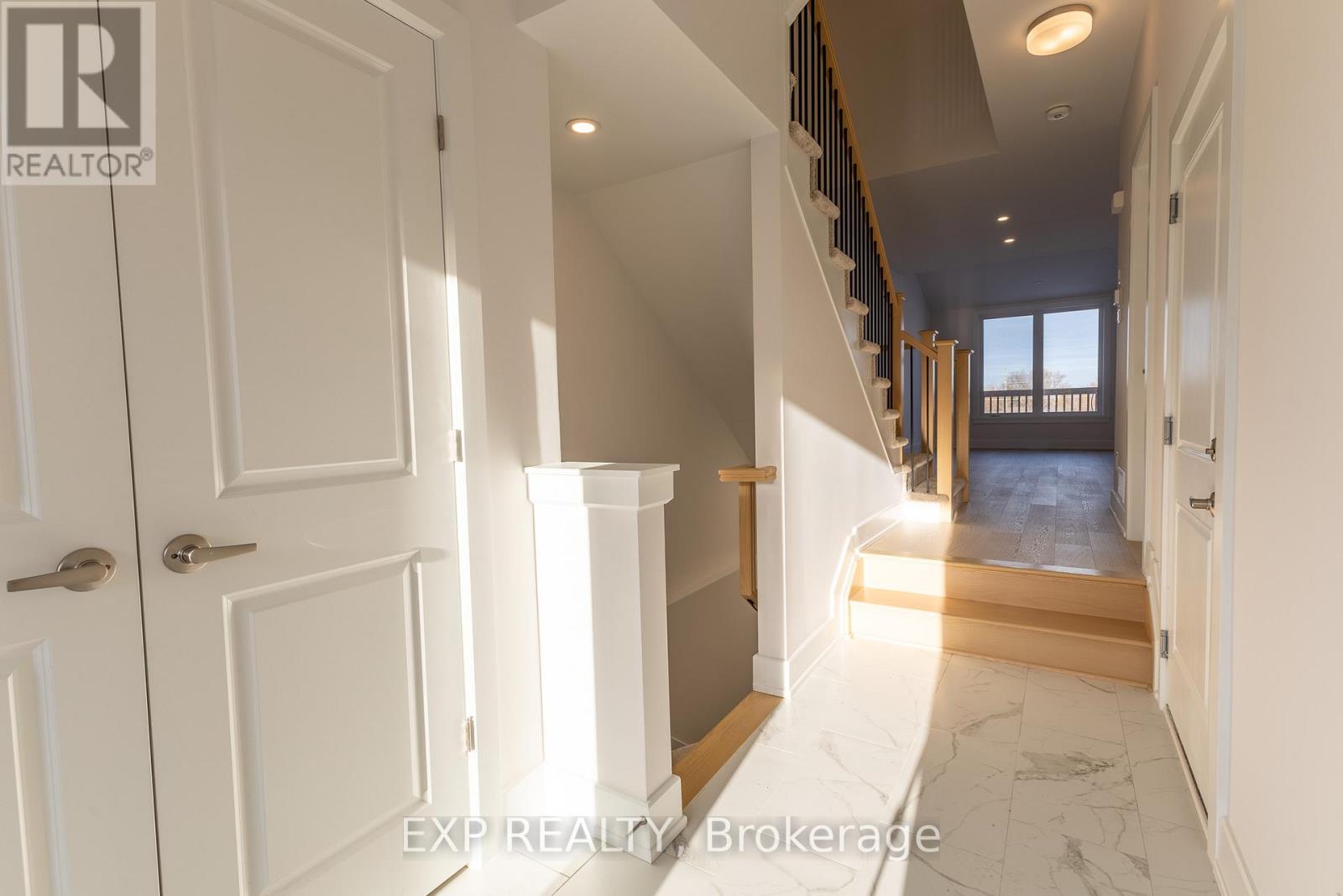 












175 CRAIG DUNCAN TERRACE

,
Ottawa,




Ontario
K2S3C4

