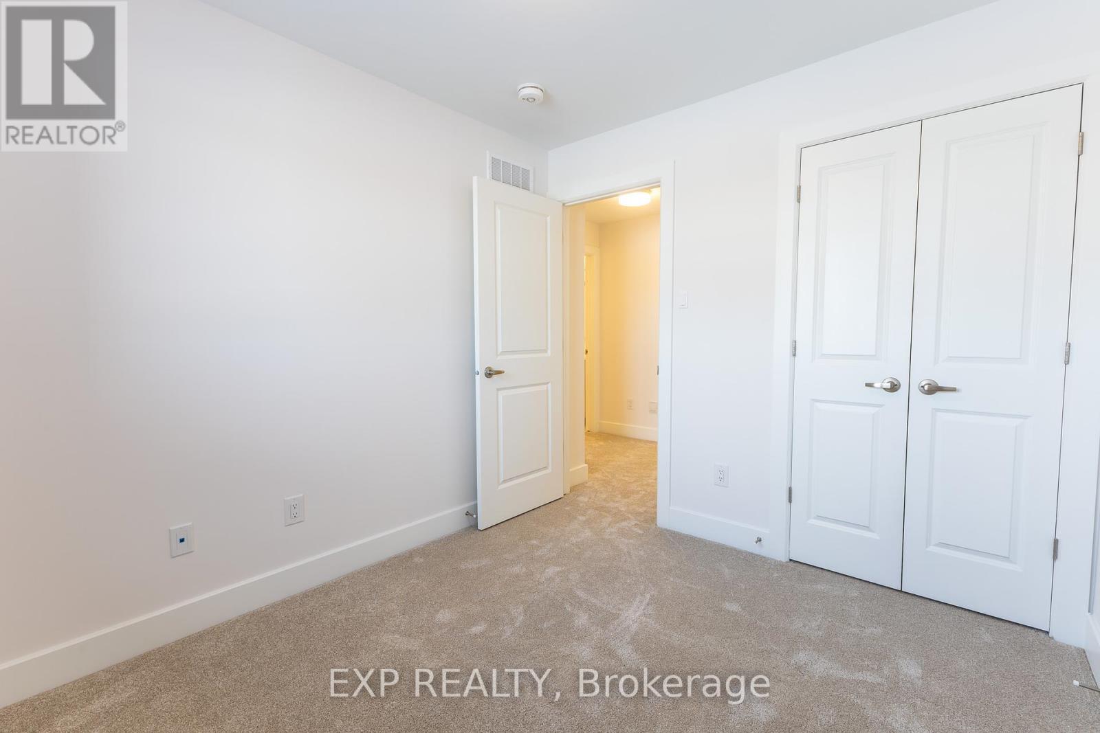 












175 CRAIG DUNCAN TERRACE

,
Ottawa,




Ontario
K2S3C4

