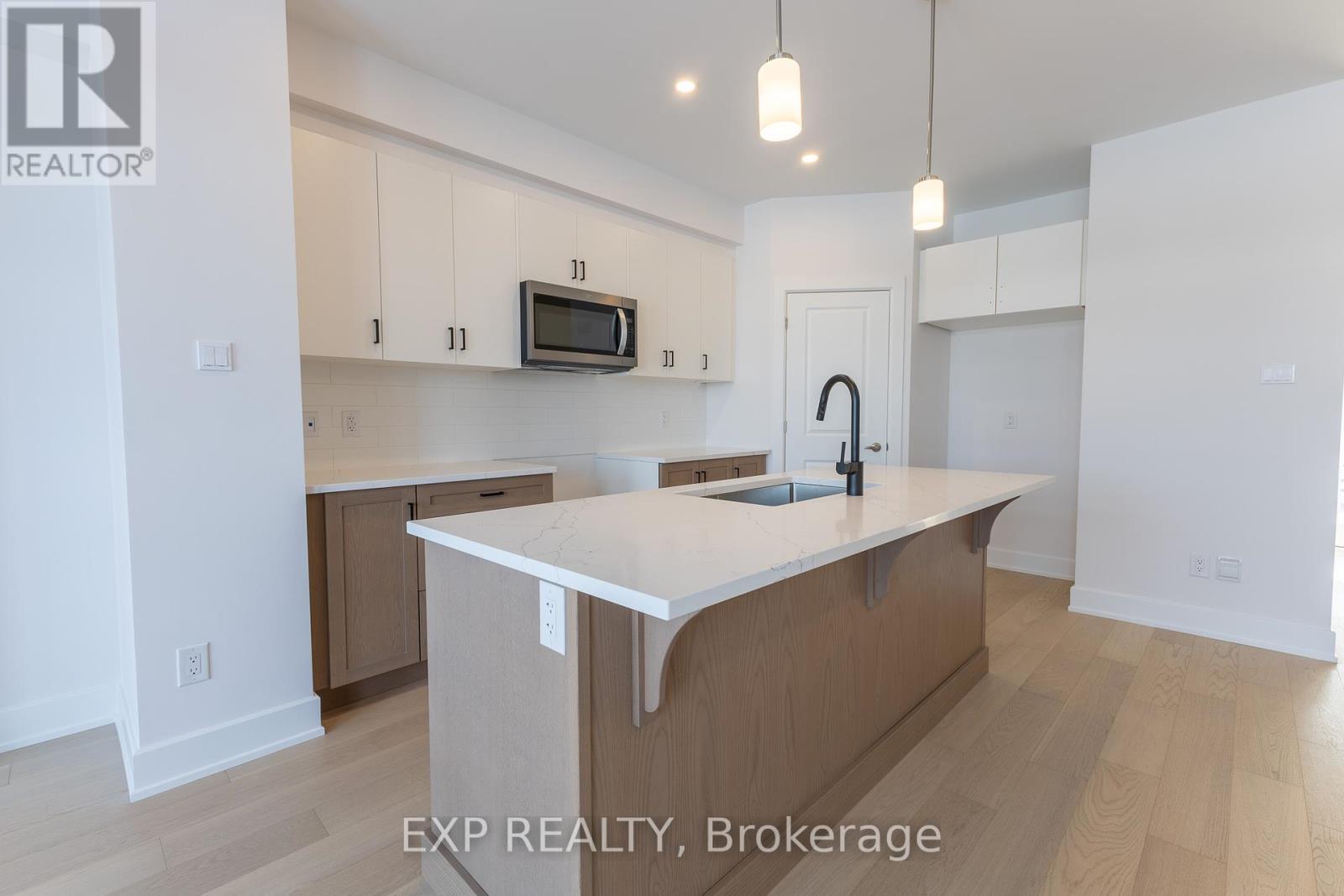 












175 CRAIG DUNCAN TERRACE

,
Ottawa,




Ontario
K2S3C4

