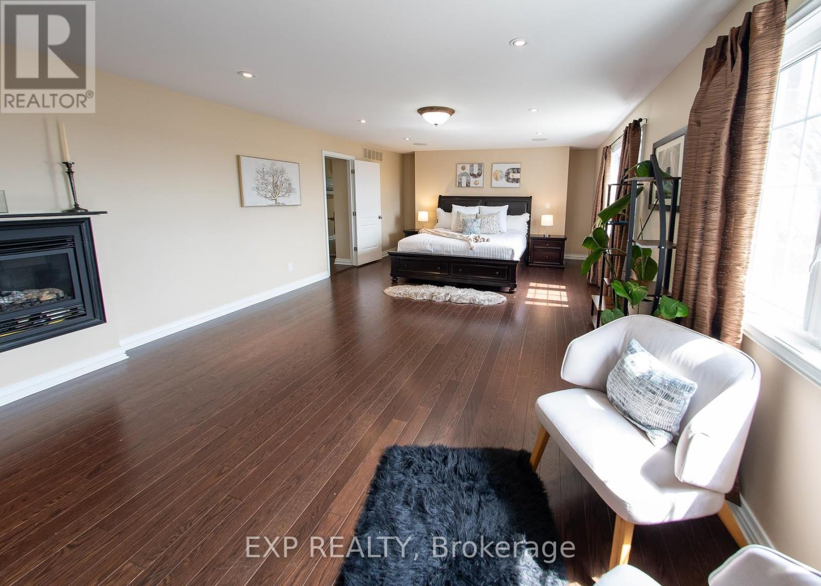 












2754 EAGLESON ROAD

,
Ottawa,




Ontario
K2S1B8

