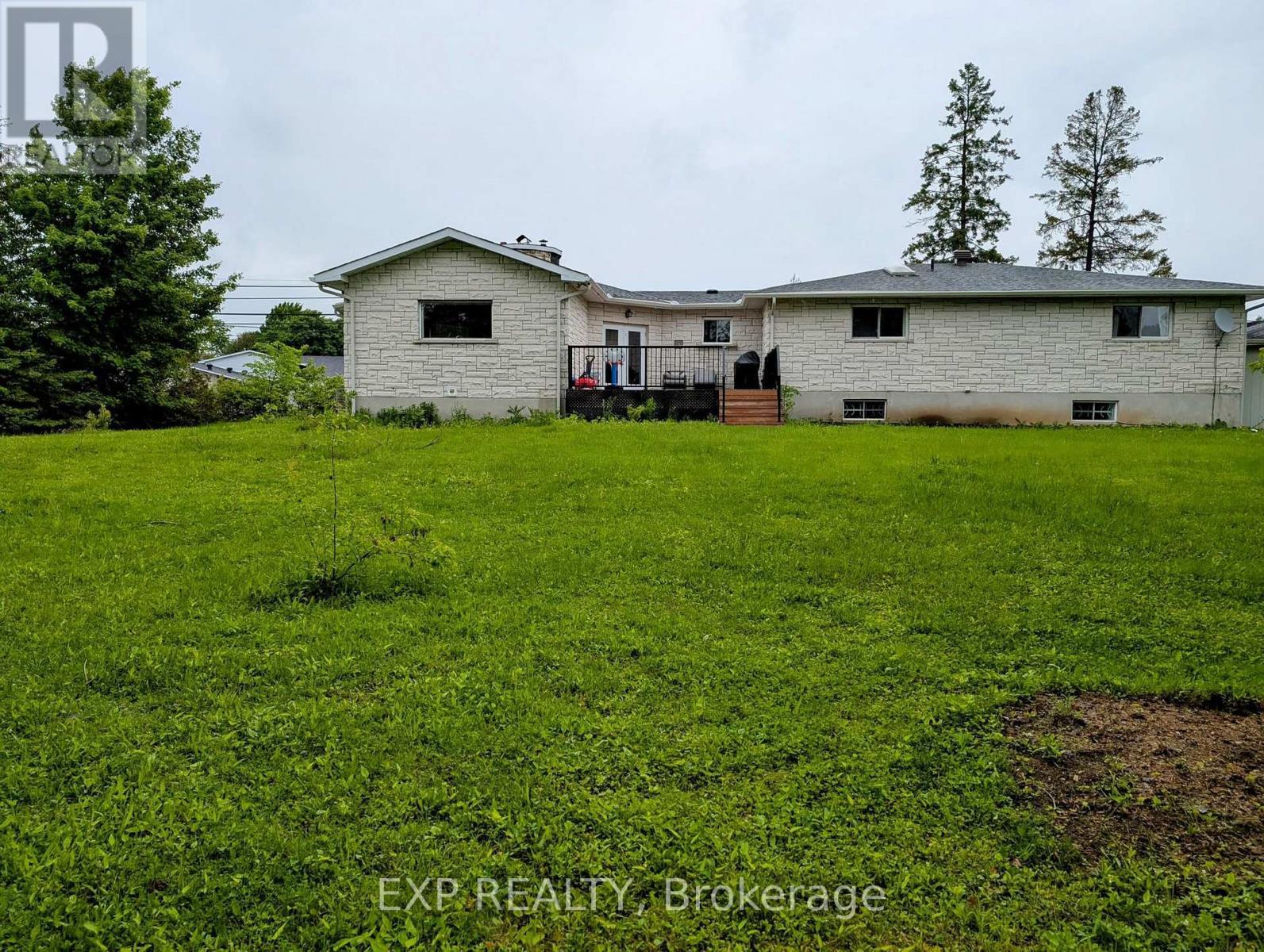 












6974 BANK STREET

,
Ottawa,




Ontario
K0A2P0

