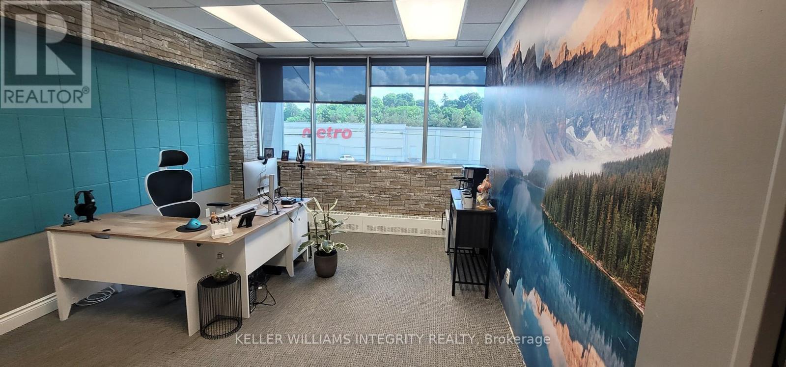 












485 INDUSTRIAL AVENUE

,
Ottawa,




Ontario
K1G0Z1

