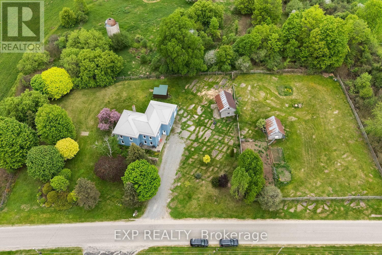 












111 LINE 3

,
Elizabethtown-Kitley,




Ontario
K0E1Y0

