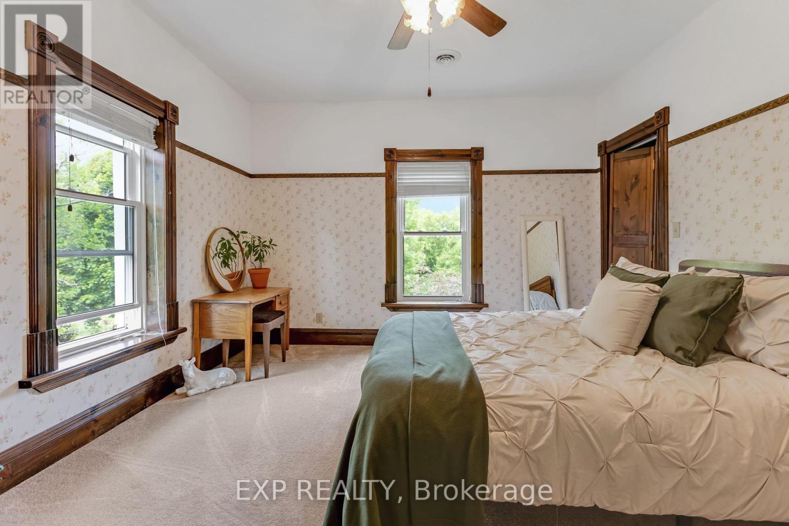 












111 LINE 3

,
Elizabethtown-Kitley,




Ontario
K0E1Y0

