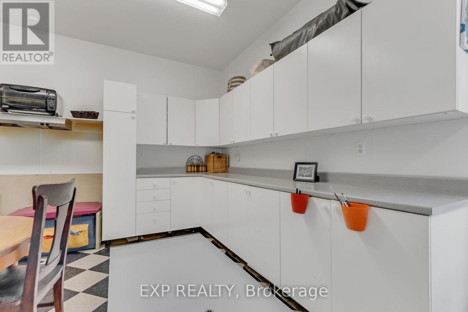 












111 LINE 3

,
Elizabethtown-Kitley,




Ontario
K0E1Y0

