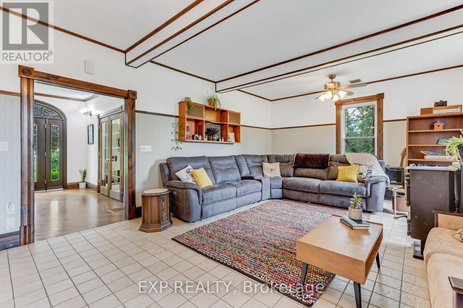 












111 LINE 3

,
Elizabethtown-Kitley,




Ontario
K0E1Y0

