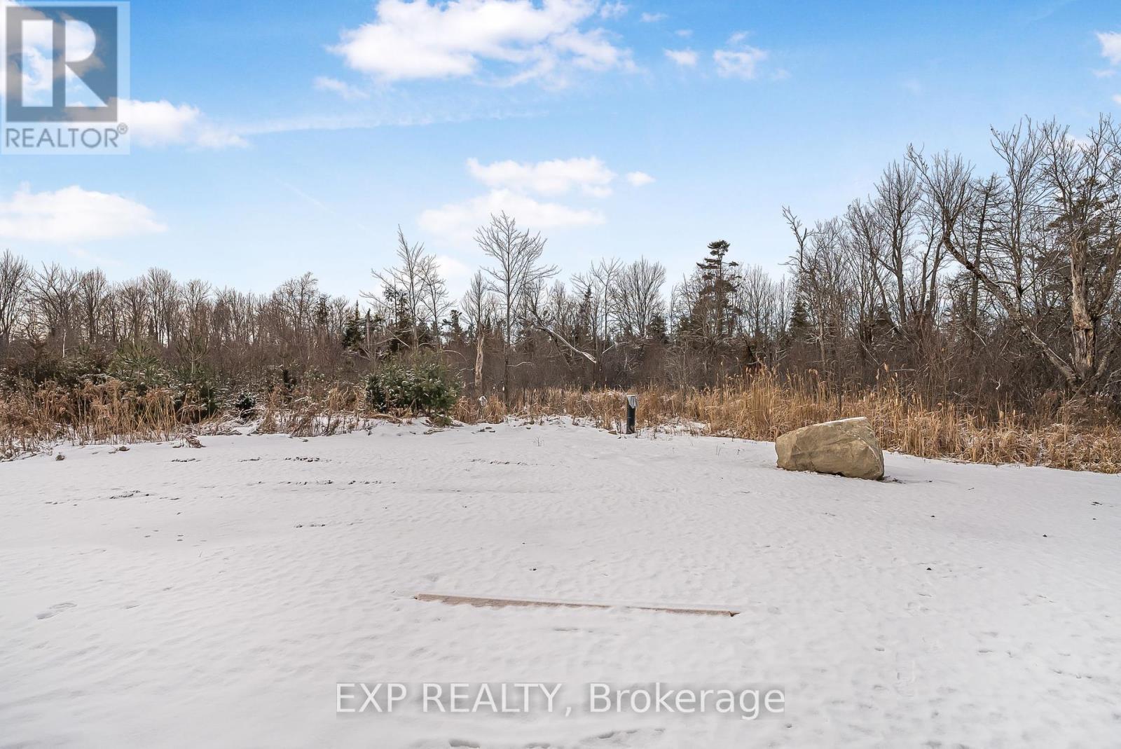 












413 CLUBTAIL PRIVATE

,
Ottawa,




Ontario
K1X0M9

