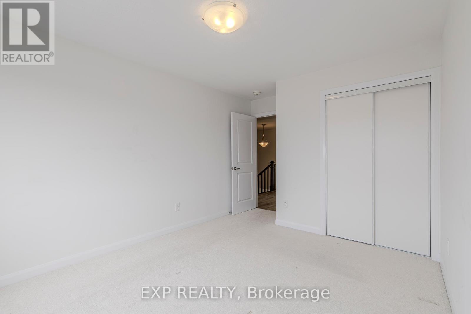 












727 CASHMERE TERRACE

,
Ottawa,




Ontario
K2J6Z6

