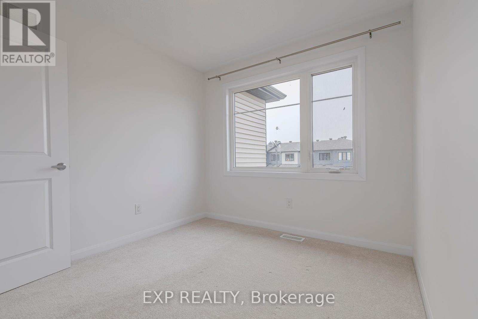 












727 CASHMERE TERRACE

,
Ottawa,




Ontario
K2J6Z6


