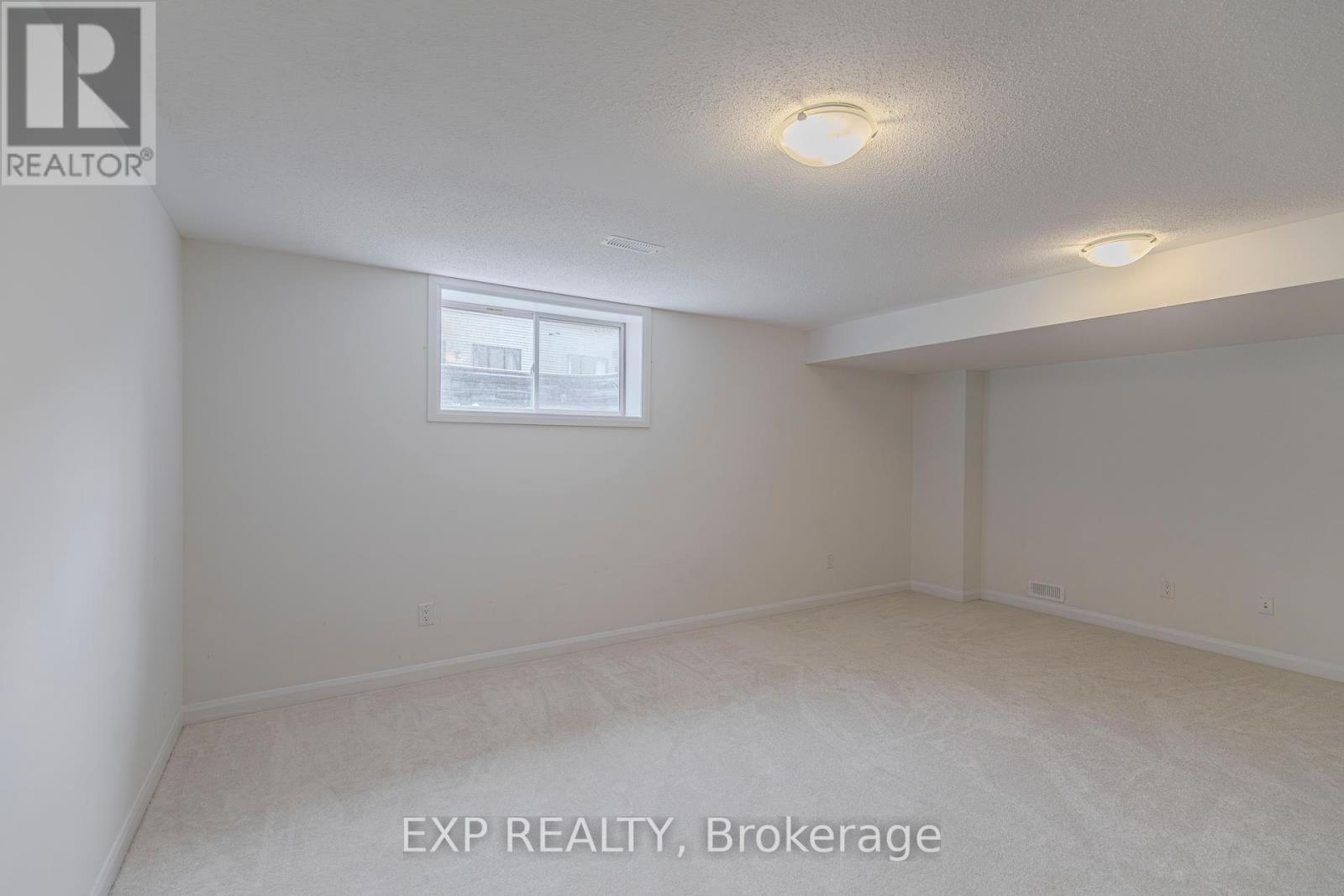 












727 CASHMERE TERRACE

,
Ottawa,




Ontario
K2J6Z6

