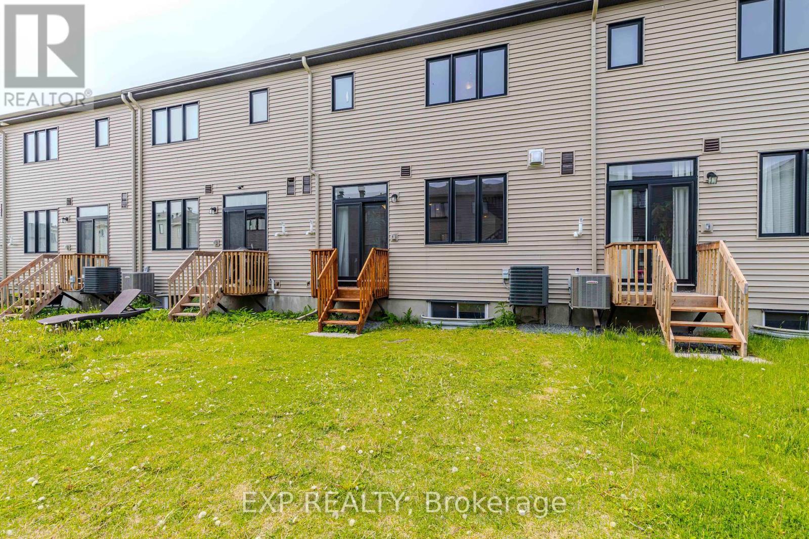 












727 CASHMERE TERRACE

,
Ottawa,




Ontario
K2J6Z6

