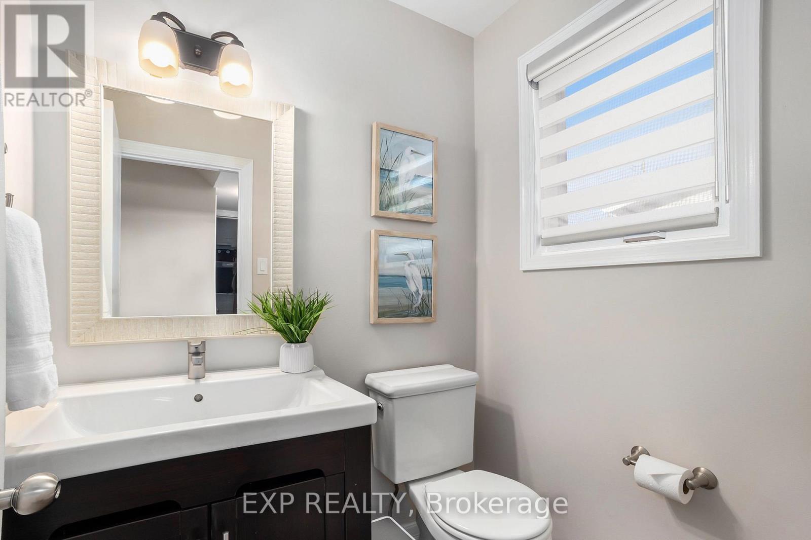 












733 SOUTHMORE DRIVE W

,
Ottawa,




Ontario
K1V7A2

