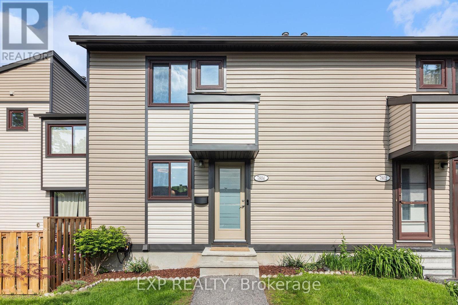 












7804 JEANNE D'ARC BOULEVARD

,
Ottawa,




Ontario
K1C2E9

