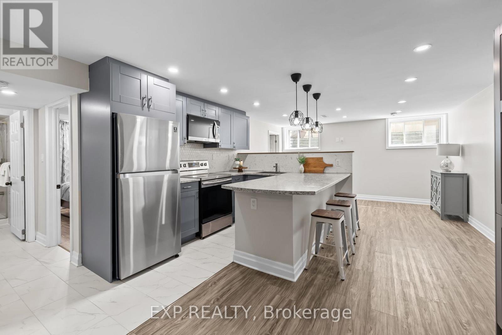 












531 VIVERA PLACE

,
Ottawa,




Ontario
K2S0W2

