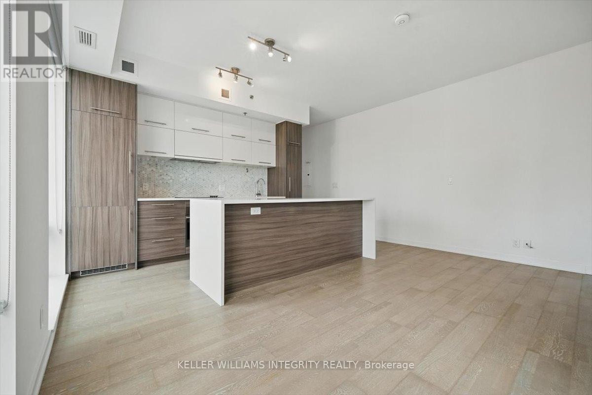 












1101 - 428 SPARKS STREET

,
Ottawa,




Ontario
K1R0B3

