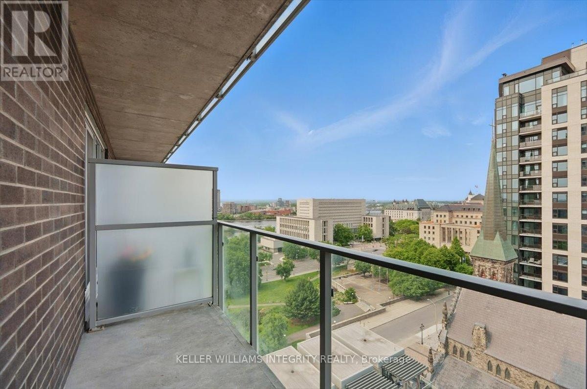 












1101 - 428 SPARKS STREET

,
Ottawa,




Ontario
K1R0B3

