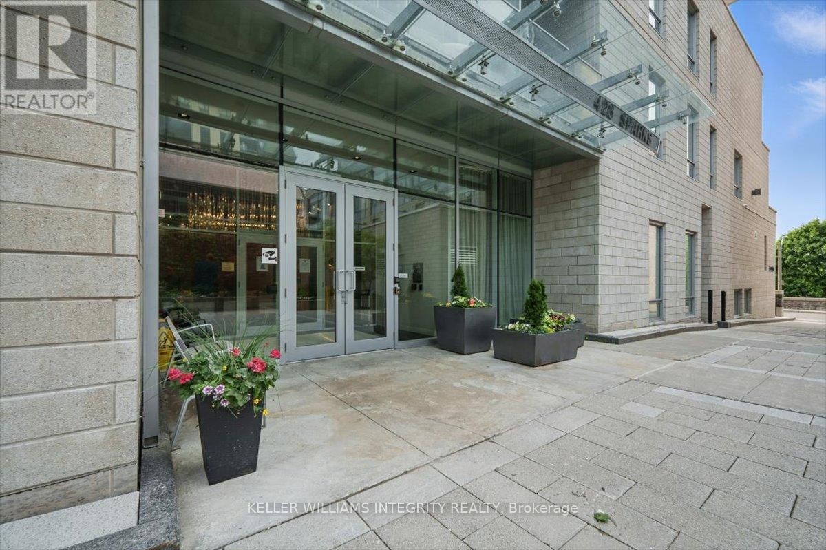 












1101 - 428 SPARKS STREET

,
Ottawa,




Ontario
K1R0B3

