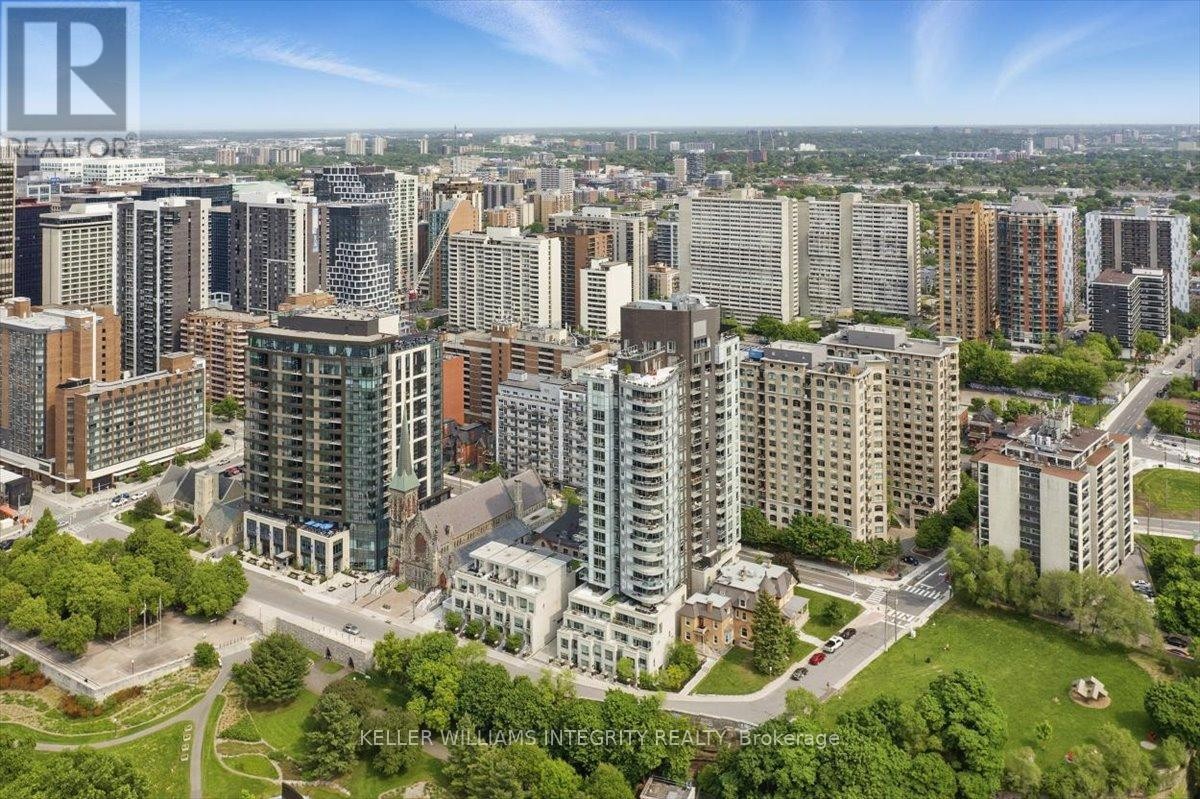 












1101 - 428 SPARKS STREET

,
Ottawa,




Ontario
K1R0B3

