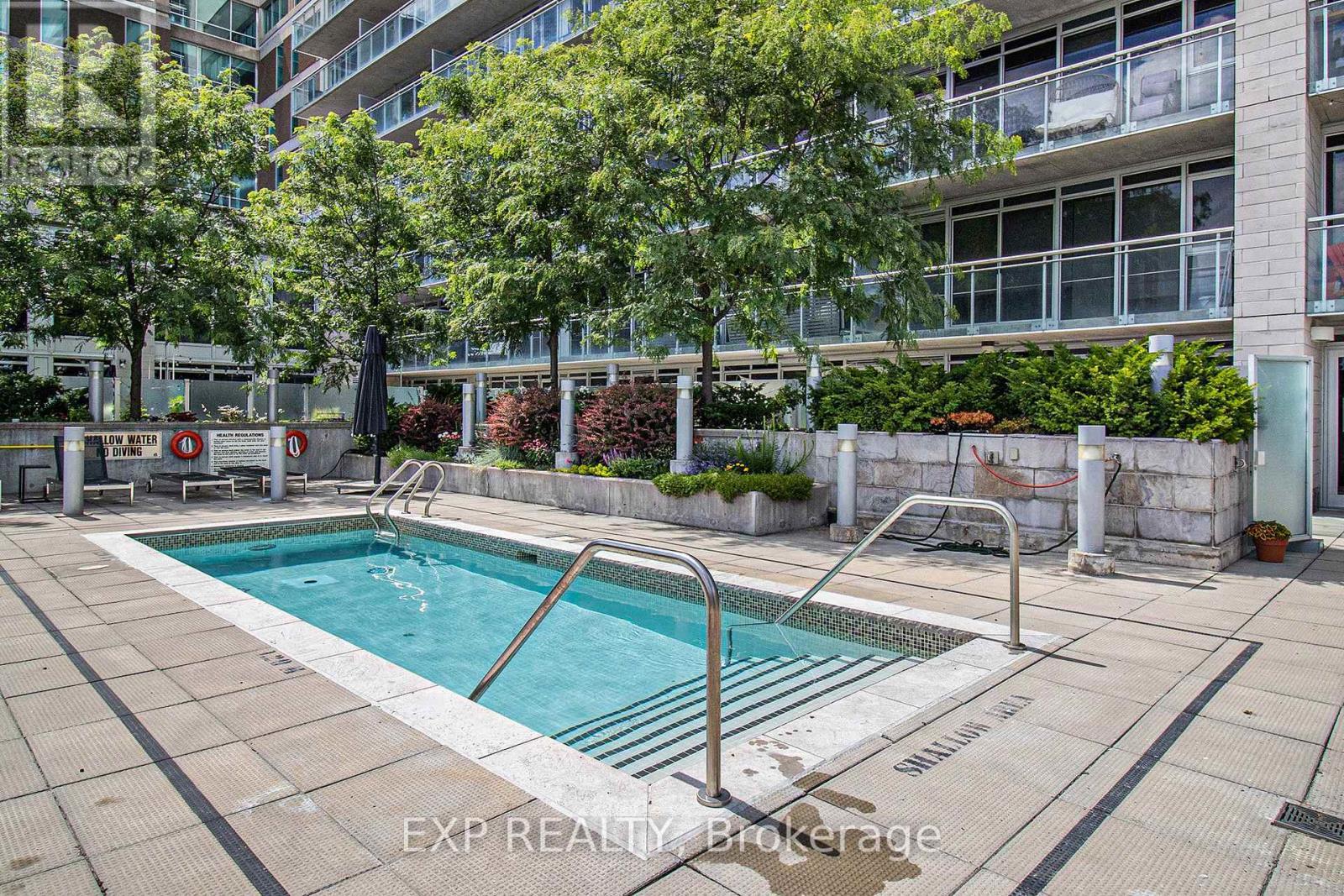 












709 - 324 LAURIER AVENUE W

,
Ottawa,




Ontario
K1P0A4

