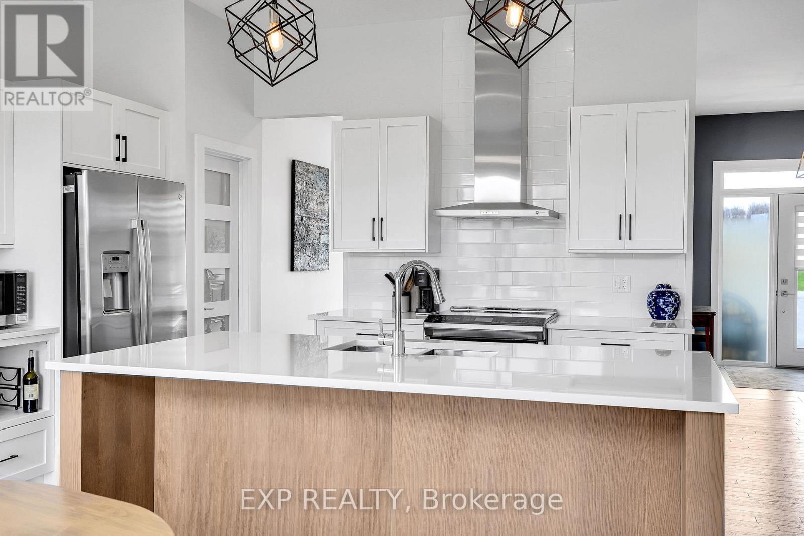 












130 SUMNER DRIVE

,
Ottawa,




Ontario
K0A1B0

