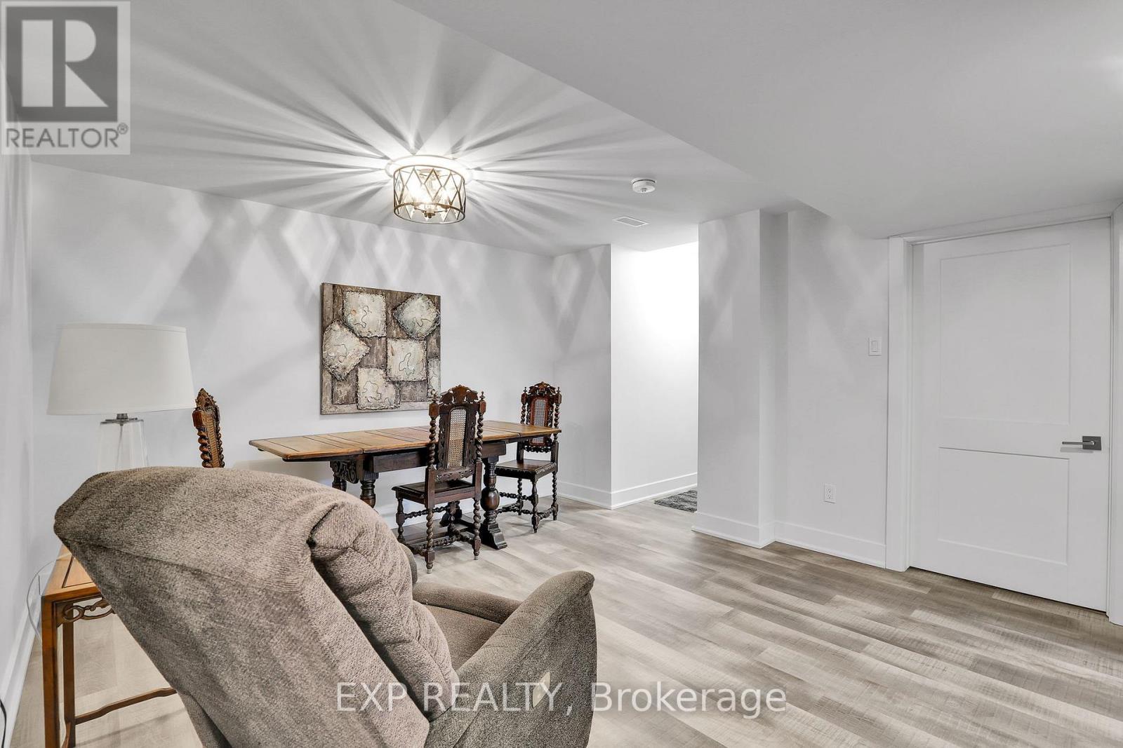 












130 SUMNER DRIVE

,
Ottawa,




Ontario
K0A1B0

