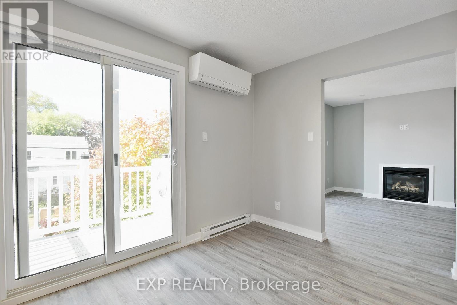 












369 LAFONTAINE AVENUE

,
Ottawa,




Ontario
K1L6X9

