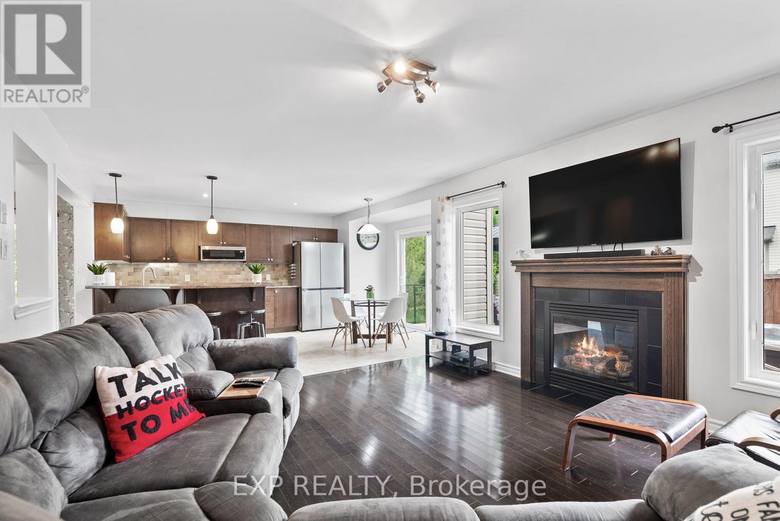 












3473 RIVER RUN AVENUE

,
Ottawa,




Ontario
K2J0R8

