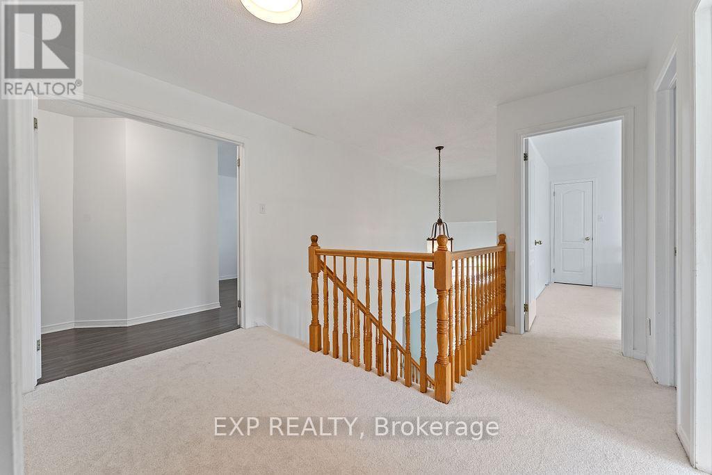 












2 BONNECHERE DRIVE

,
Ottawa,




Ontario
K2M2A5

