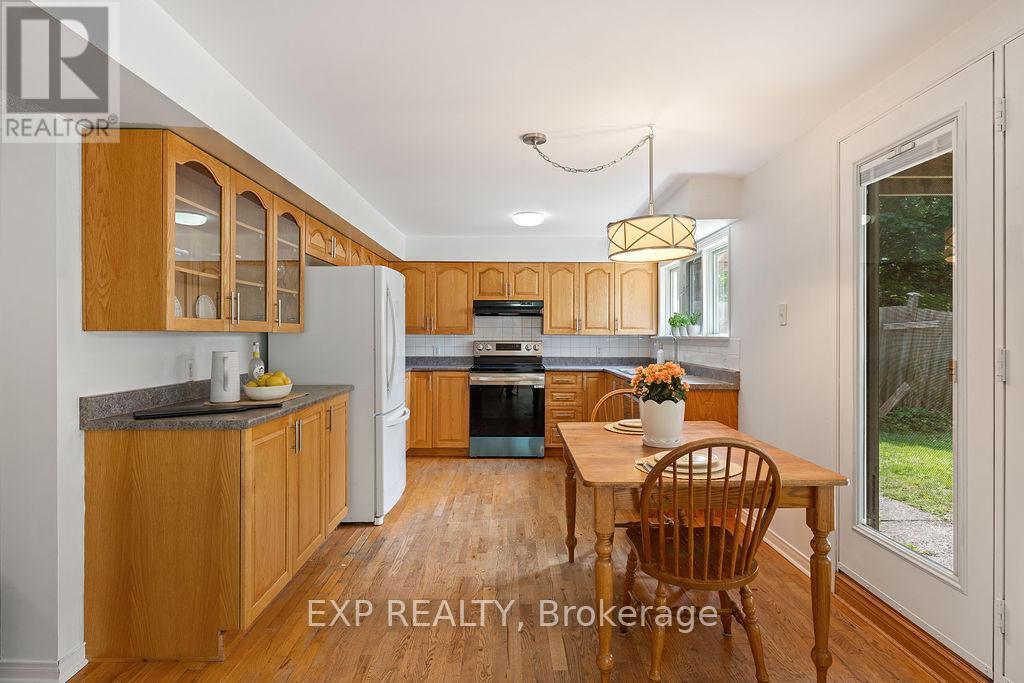 












2 BONNECHERE DRIVE

,
Ottawa,




Ontario
K2M2A5

