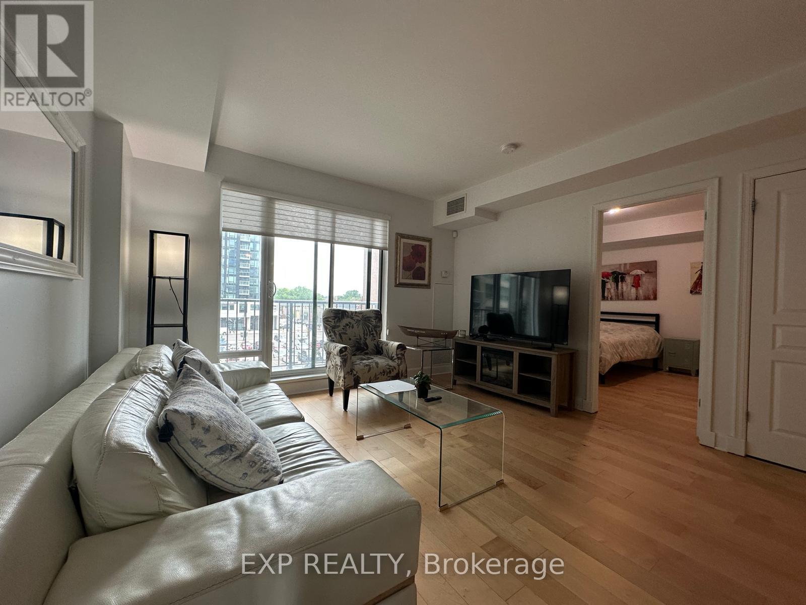 












310 - 200 BESSERER STREET

,
Ottawa,




Ontario
K1N0A7

